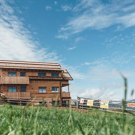 Hiasl Zirbenhuette Hotel Hochrindl Luaran gambar