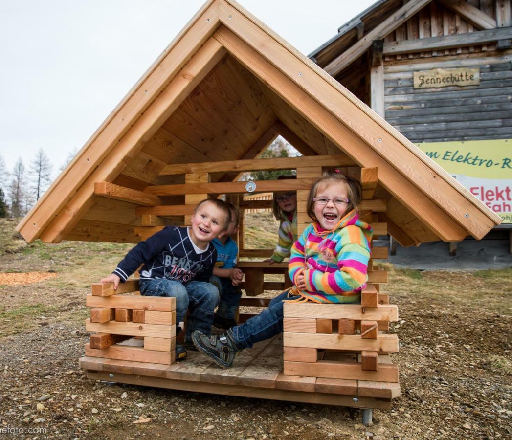 Hiasl Zirbenhuette Hotel Hochrindl Luaran gambar